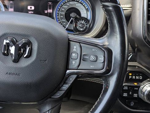 Used 2022 RAM 1500 Limited AWD/4WD image 19