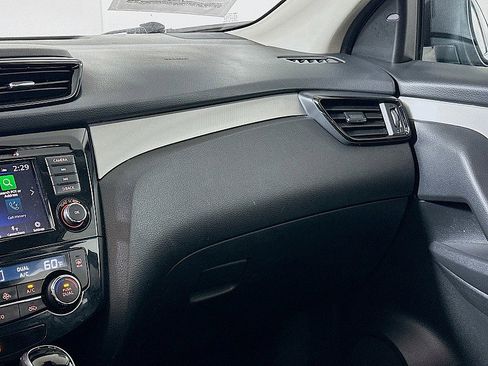 Used 2020 Nissan Rogue Sport SL w/ Premium Package FWD image 25