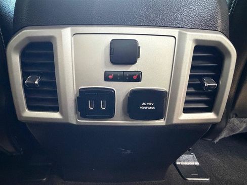 Used 2018 Ford F150 Lariat w/ Equipment Group 502A Luxury AWD/4WD image 40