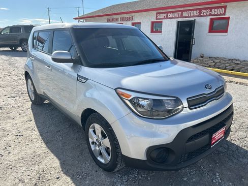Used 2018 Kia Soul w/ Convenience Package image 1