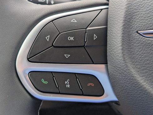 New 2026 Chrysler Pacifica Select FWD image 14