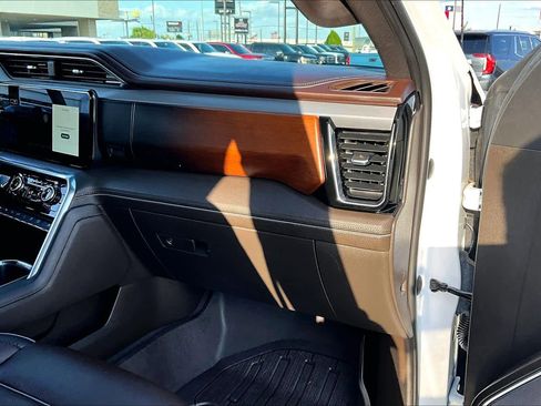 Used 2022 GMC Sierra 1500 Denali w/ Technology Package image 19