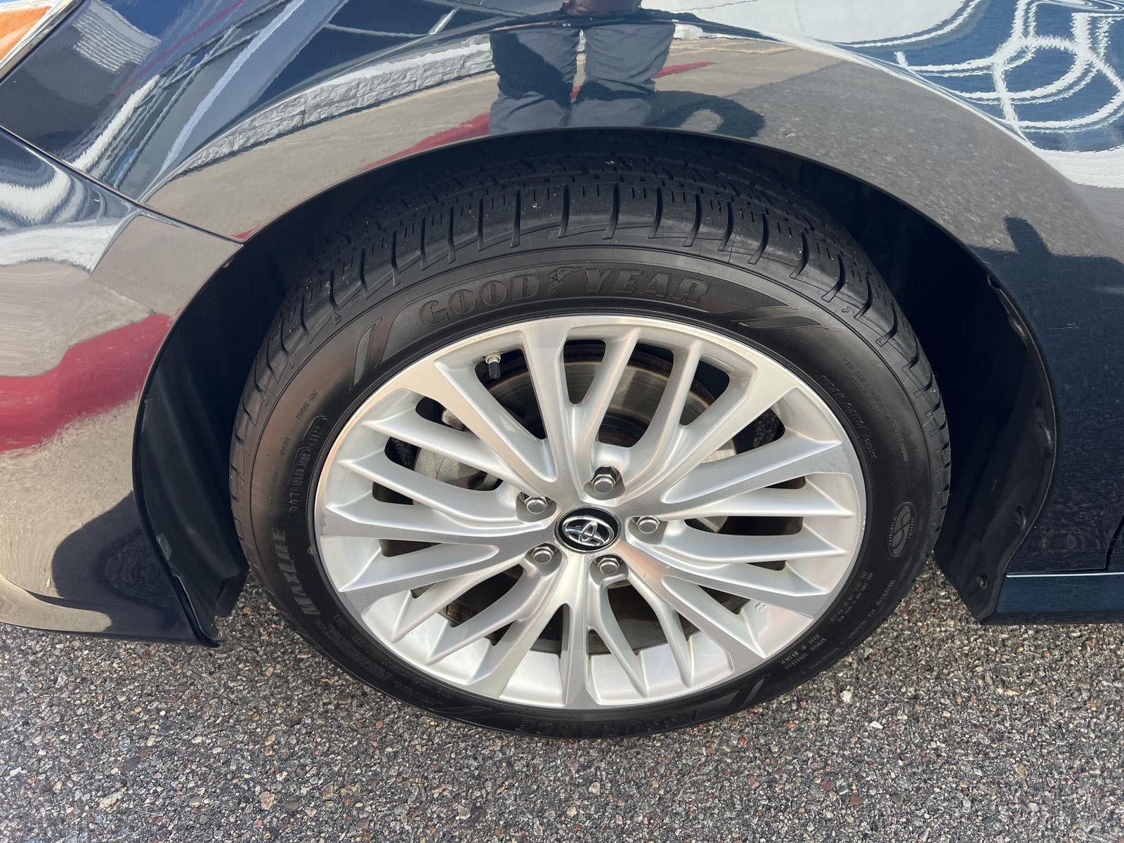 Used 2019 Toyota Camry XLE FWD image 22