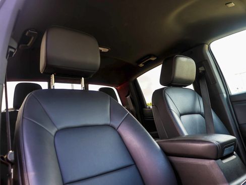 Used 2024 GMC Canyon Elevation w/ Elevation Premium Package RWD image 15