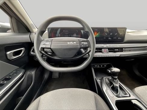 Used 2025 Kia K4 FWD image 10