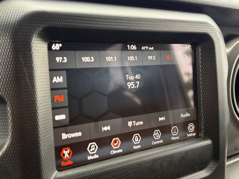 Used 2023 Jeep Wrangler Unlimited w/ Cold Weather Group AWD/4WD image 24