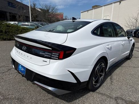 New 2026 Hyundai Sonata SEL AWD/4WD image 9