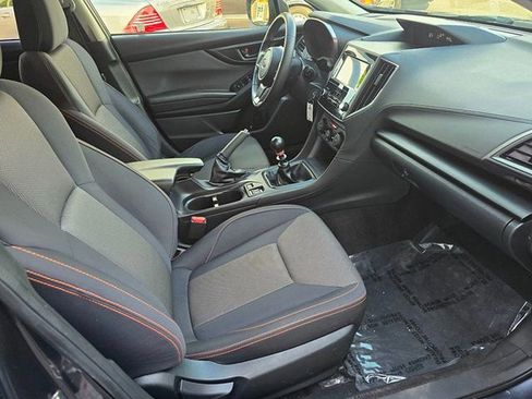 Used 2018 Subaru Crosstrek 2.0i Premium AWD/4WD image 12