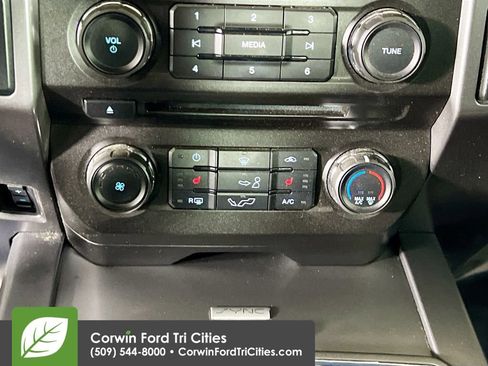 Used 2018 Ford F150 XLT w/ Equipment Group 302A Luxury image 9