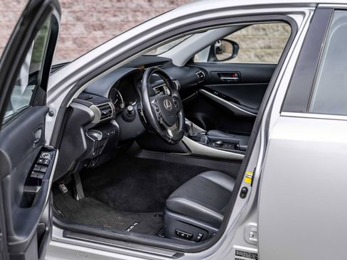 Used 2015 Lexus IS 350 AWD w/ Navigation System Package image 24