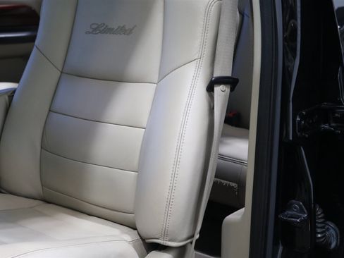 Used 2005 Ford Excursion Limited image 72