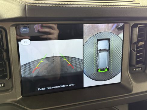 New 2025 Ford Bronco Badlands image 22