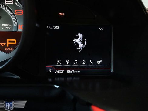 Used 2020 Ferrari 812 Superfast image 31