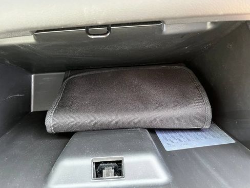 Used 2022 Buick Encore GX Select w/ Experience Buick Package FWD image 32