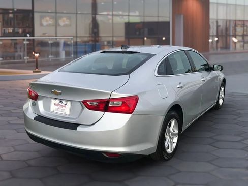 Used 2022 Chevrolet Malibu LS image 9