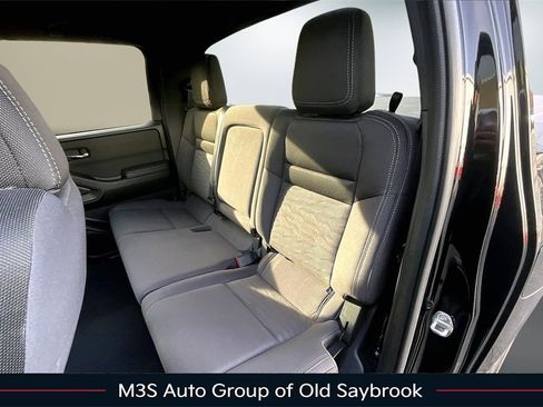 Used 2023 Nissan Frontier SV w/ Midnight Edition Package image 22