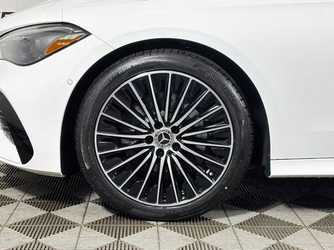 Certified 2026 Mercedes-Benz CLE 300 4MATIC Cabriolet image 33