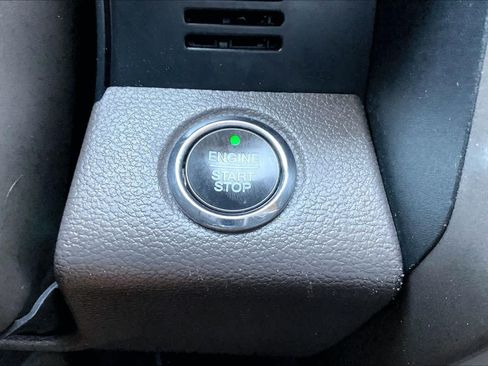Used 2019 Ford Expedition Max XLT w/ Equipment Group 202A AWD/4WD image 33
