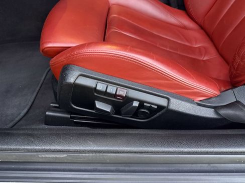 Used 2015 BMW M4 Convertible RWD image 15