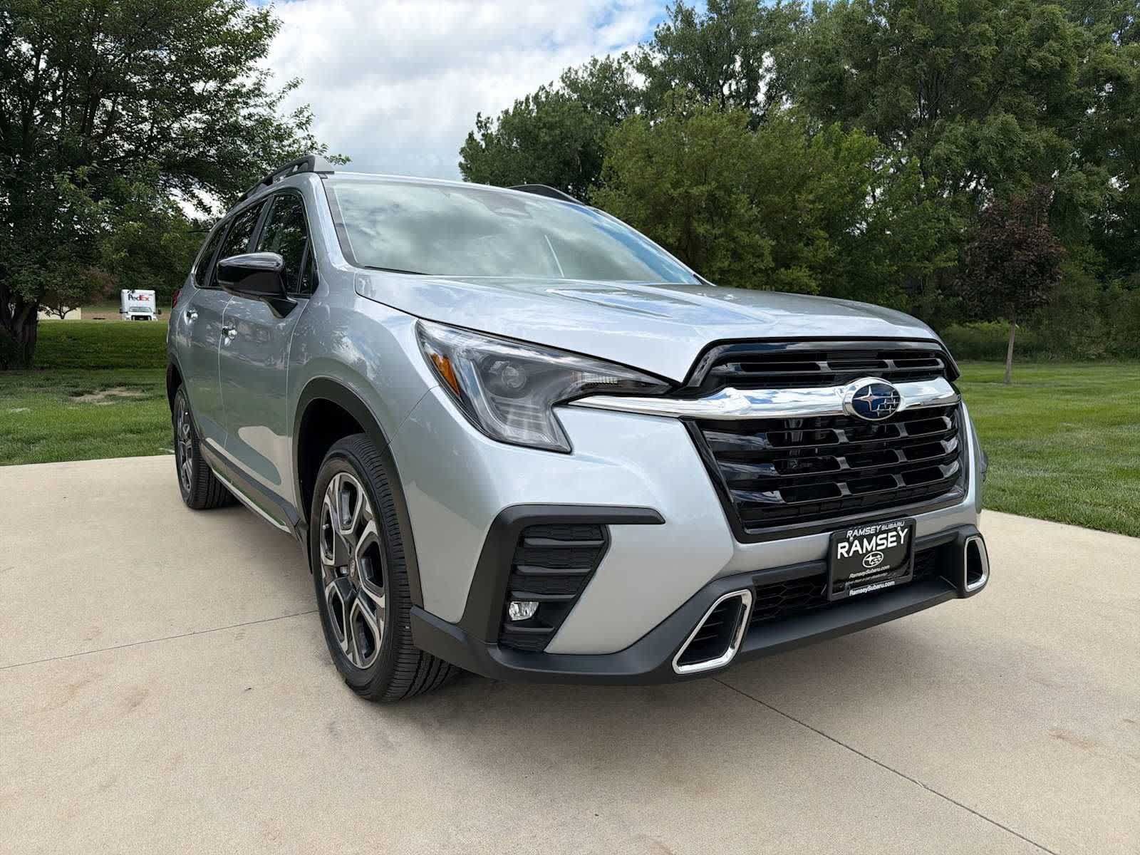 Certified 2026 Subaru Ascent Touring AWD/4WD image 8