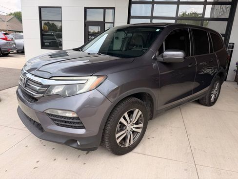 Used 2017 Honda Pilot EX-L image 3