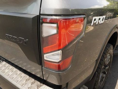 Used 2021 Nissan Titan PRO-4X w/ Pro-4x Convenience Package AWD/4WD image 37