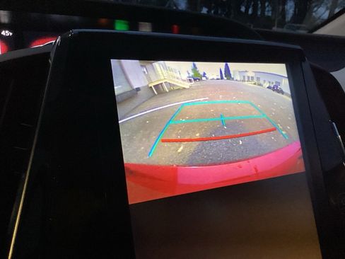 Used 2019 Toyota Prius Prime Advanced image 17