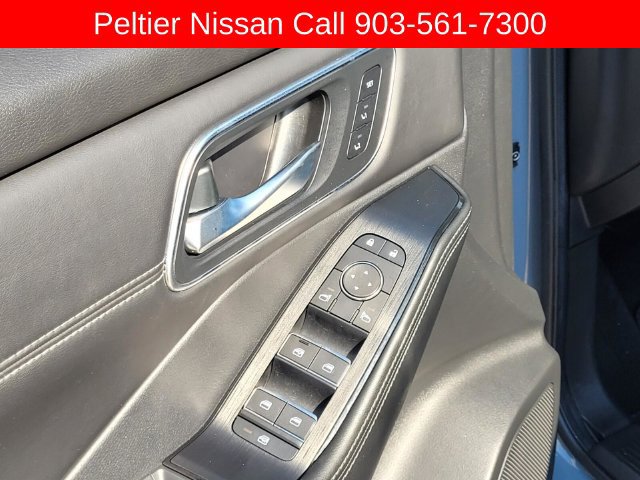 Used 2024 Nissan Rogue Platinum w/ Platinum Premium Package AWD/4WD image 16