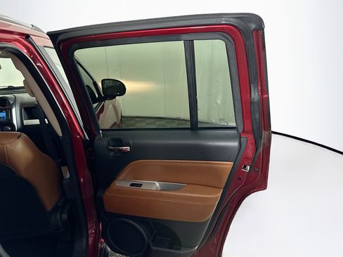 Used 2017 Jeep Compass High Altitude image 26