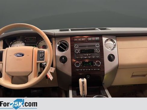 Used 2012 Ford Expedition XLT AWD/4WD image 12