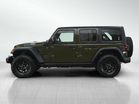 Used 2024 Jeep Wrangler Unlimited AWD/4WD image 2