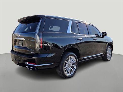New 2026 Cadillac Escalade Luxury image 4