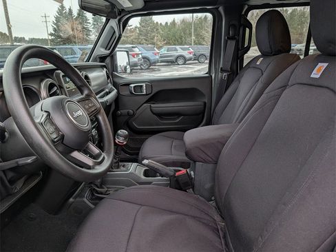 Used 2022 Jeep Gladiator Sport image 10