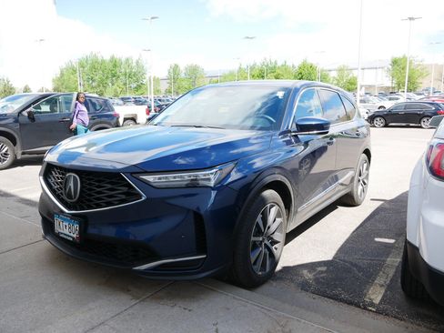 Certified 2026 Acura MDX SH-AWD w/ Technology Package image 2