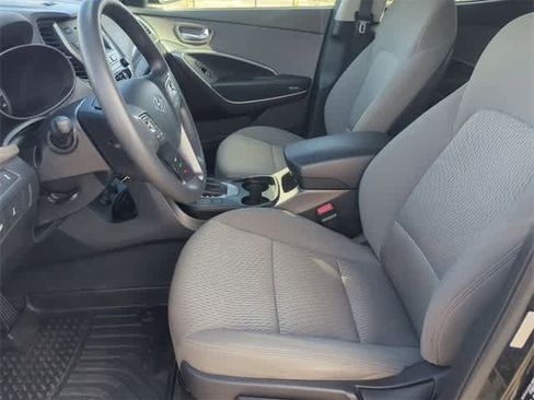Used 2016 Hyundai Santa Fe Sport image 16