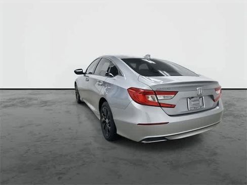 Used 2020 Honda Accord LX image 2