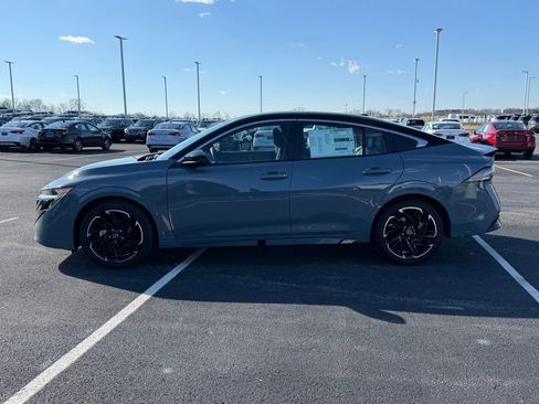 New 2026 Nissan Sentra SR w/ SR Premium Package image 7