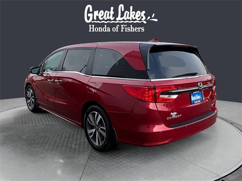 Certified 2023 Honda Odyssey Touring image 3