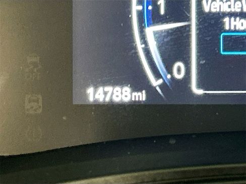 Used 2024 Toyota Grand Highlander XLE image 10