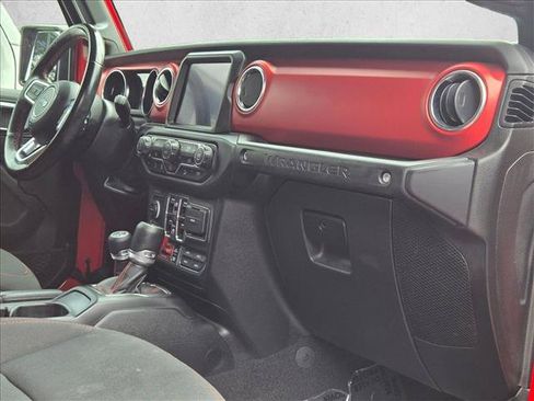 Used 2021 Jeep Wrangler Unlimited Rubicon AWD/4WD image 22