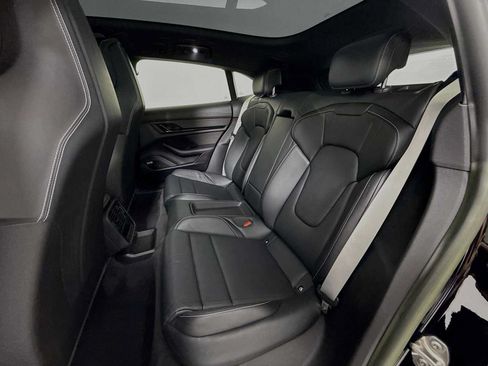Certified 2022 Porsche Taycan 4 Cross Turismo AWD/4WD image 22