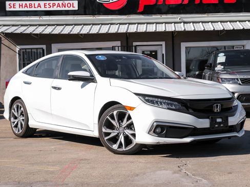 Used 2019 Honda Civic Touring image 7