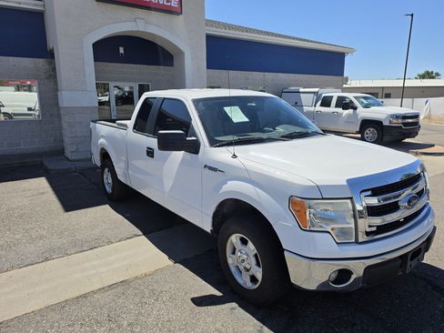 Used 2014 Ford F150 XLT w/ Trailer Tow Package RWD image 10