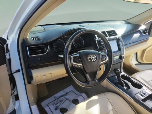 Used 2017 Toyota Camry XLE image 19