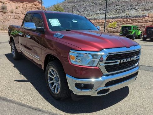 Used 2022 RAM 1500 Big Horn RWD image 3