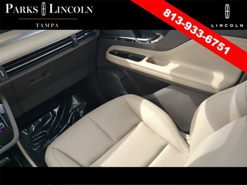 Certified 2022 Lincoln Corsair FWD image 14