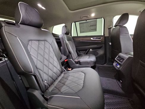 New 2026 Volkswagen Atlas SEL Premium R-Line AWD/4WD image 21