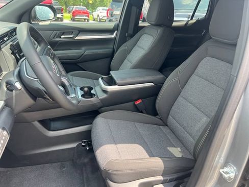 New 2027 GMC Terrain Elevation w/ Black Edition FWD image 9