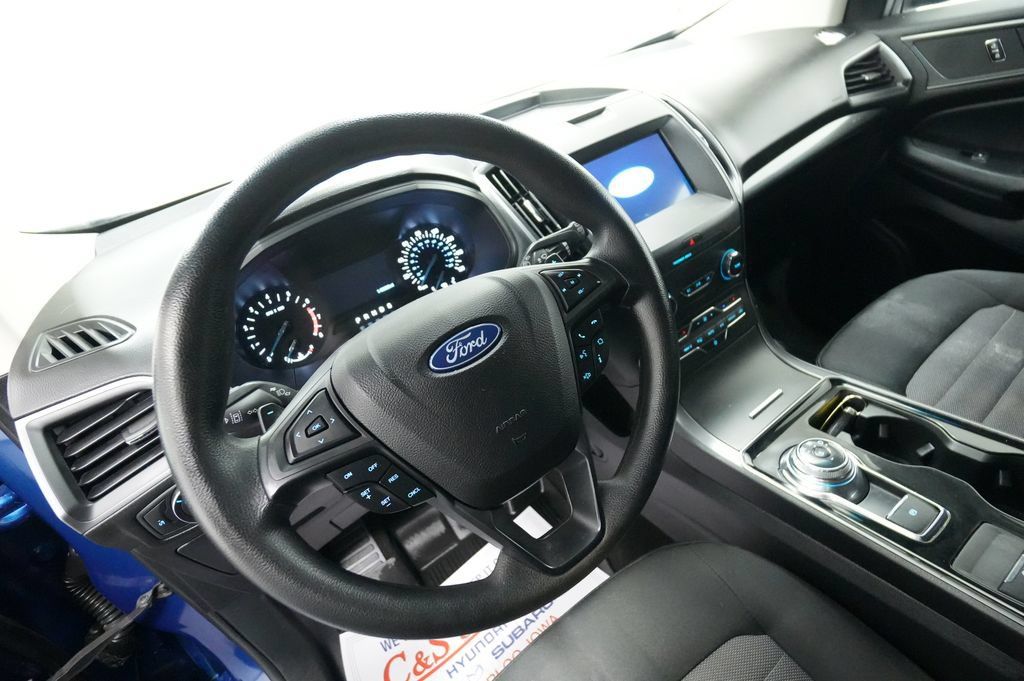 Used 2020 Ford Edge SE AWD/4WD image 12