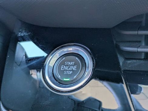Used 2024 Buick Envision Preferred AWD/4WD image 26